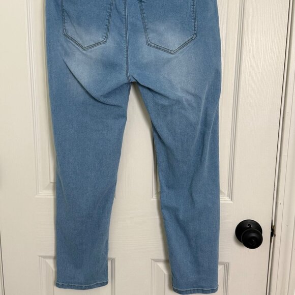 Curve Appeal Jeans Womens 12/31 Blue Light Wash Stretch Casual Preppy Comfort - Picture 6 of 13